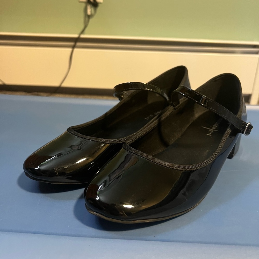 Patent Black Mary Janes